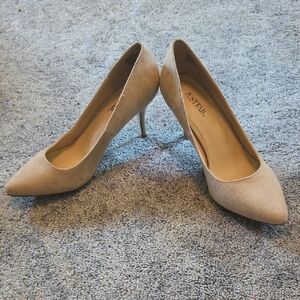 JustFab Tan Heels Classic Pointed-Toe Stiletto